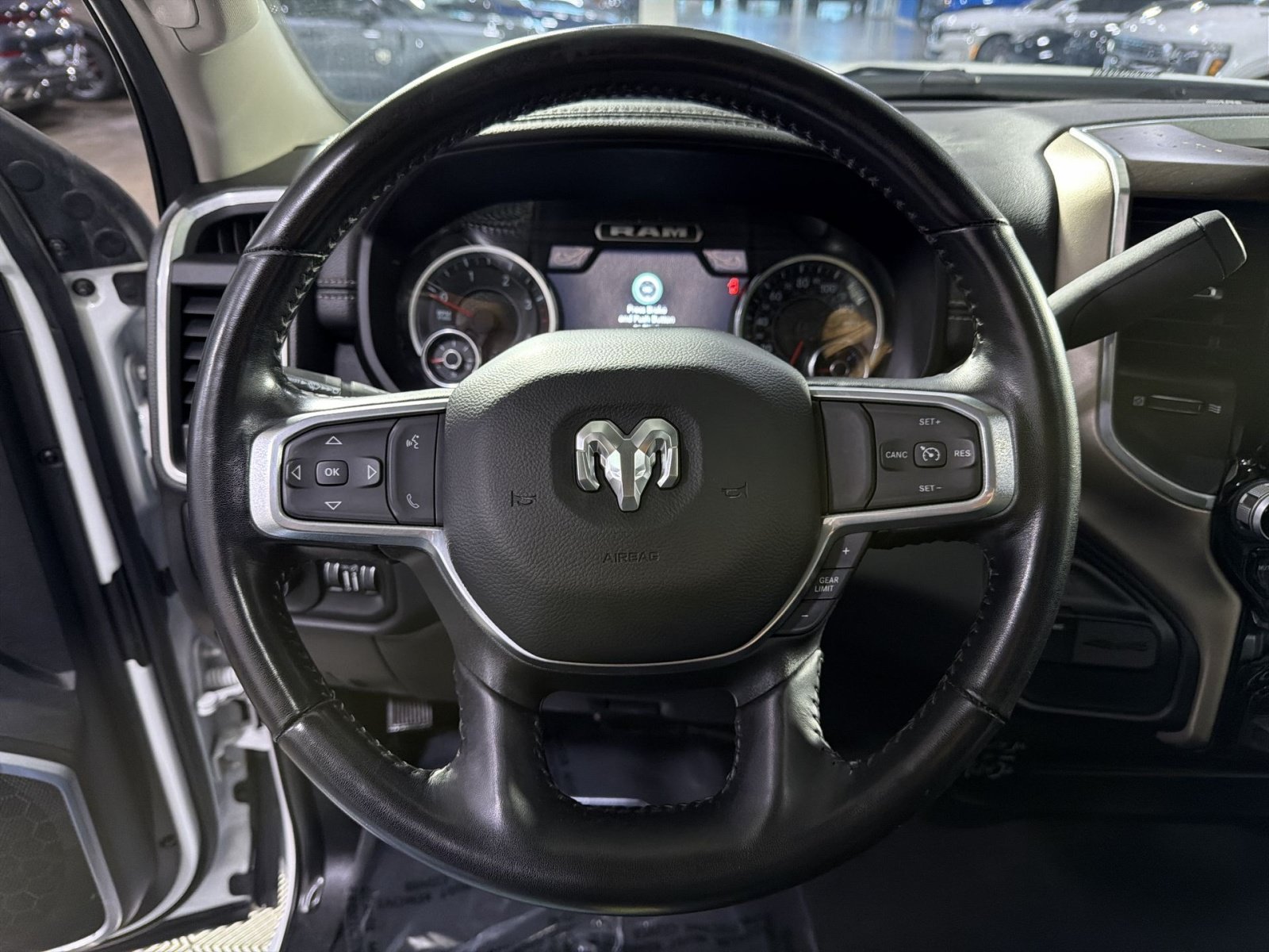Used 2024 RAM 2500 Laramie AWD/4WD image 25