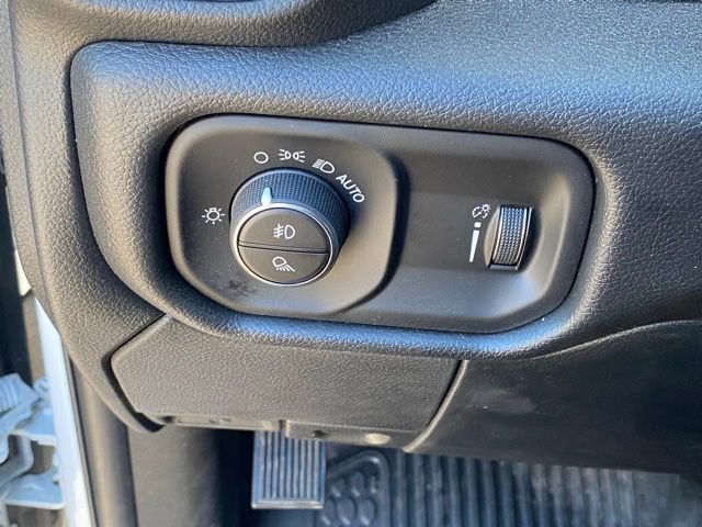 New 2026 RAM 2500 Tradesman w/ Bed Convenience Group AWD/4WD image 26