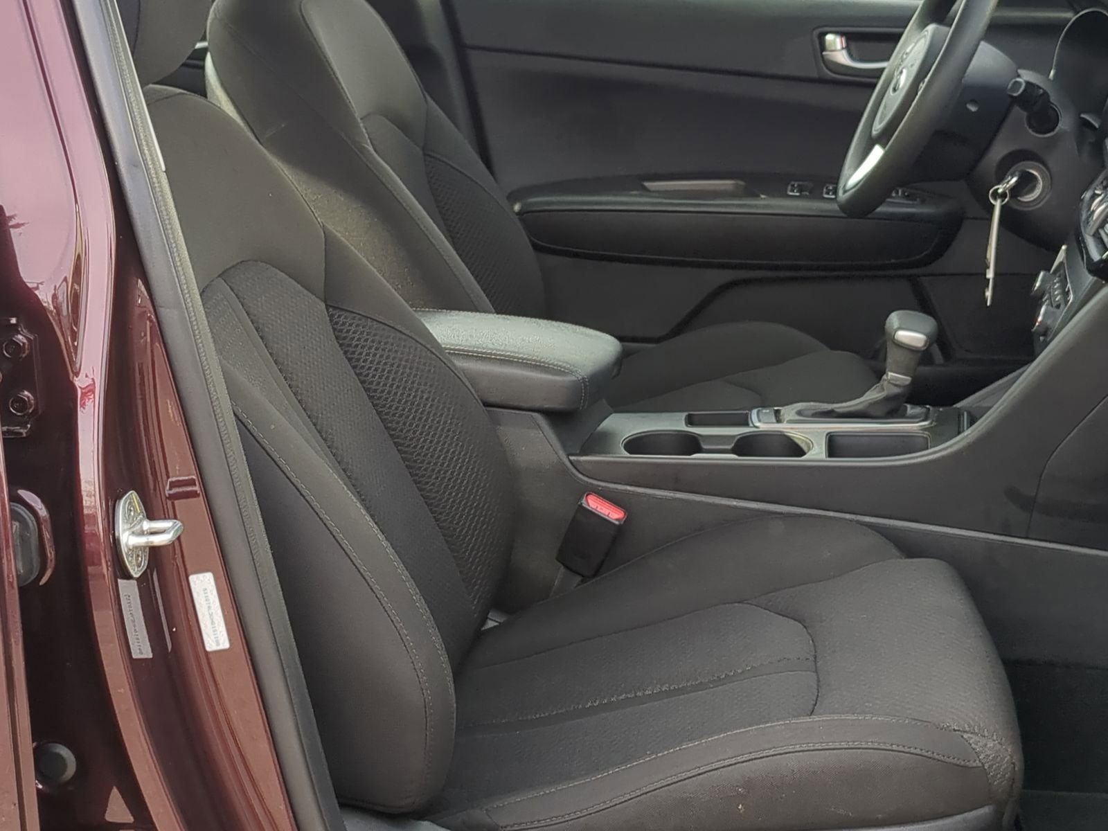 Used 2017 Kia Optima LX image 23