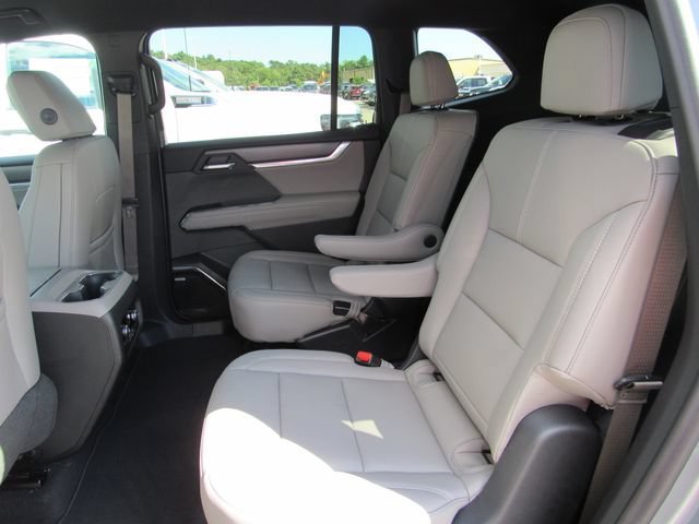 New 2026 GMC Acadia Elevation w/ Elevation Premium Package AWD/4WD image 26