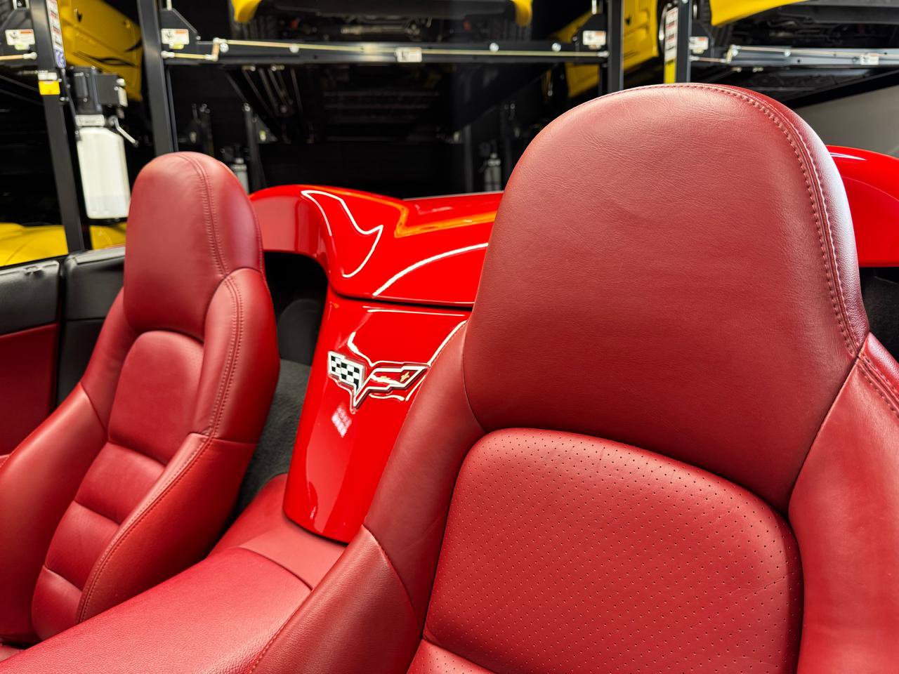 Used 2005 Chevrolet Corvette Convertible w/ Preferred Equipment Group image 41