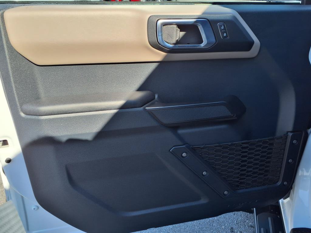 Used 2024 Ford Bronco Wildtrak AWD/4WD image 15