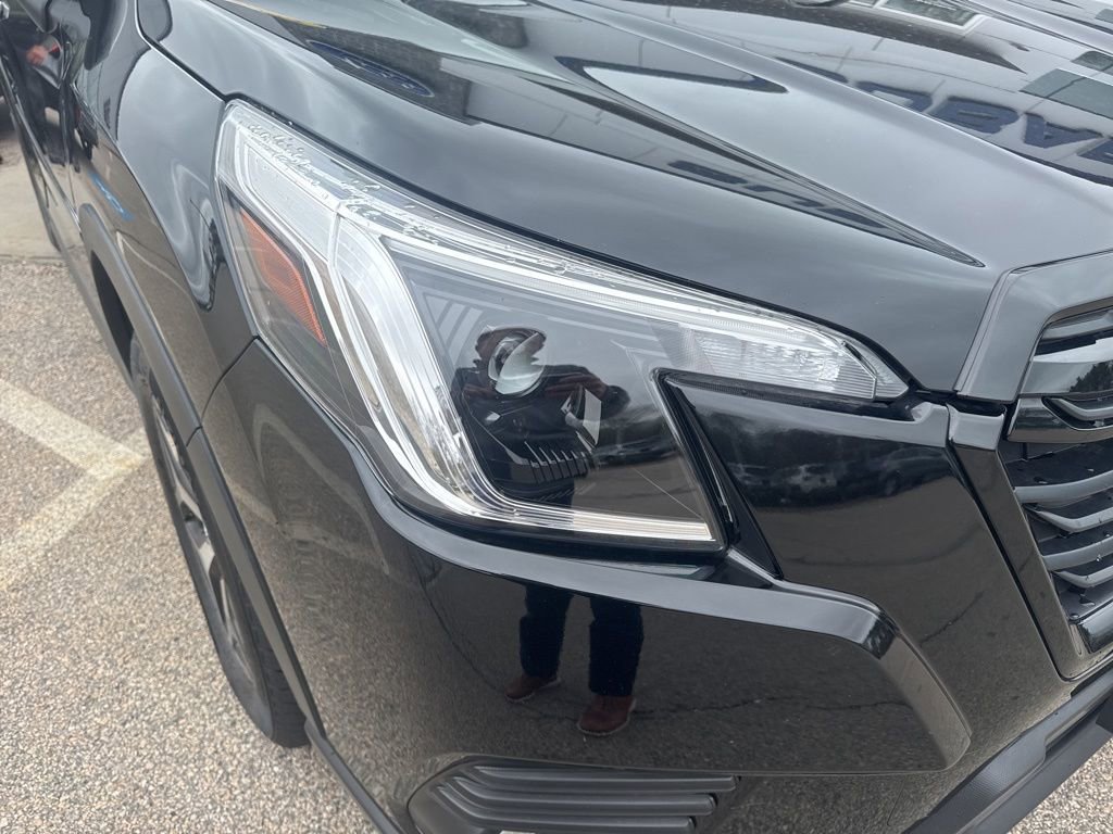 Used 2023 Subaru Forester Premium AWD/4WD image 20