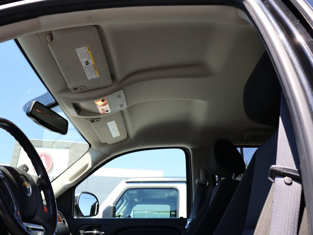 Used 2011 Chevrolet Tahoe LS w/ Regional Value Package AWD/4WD image 18
