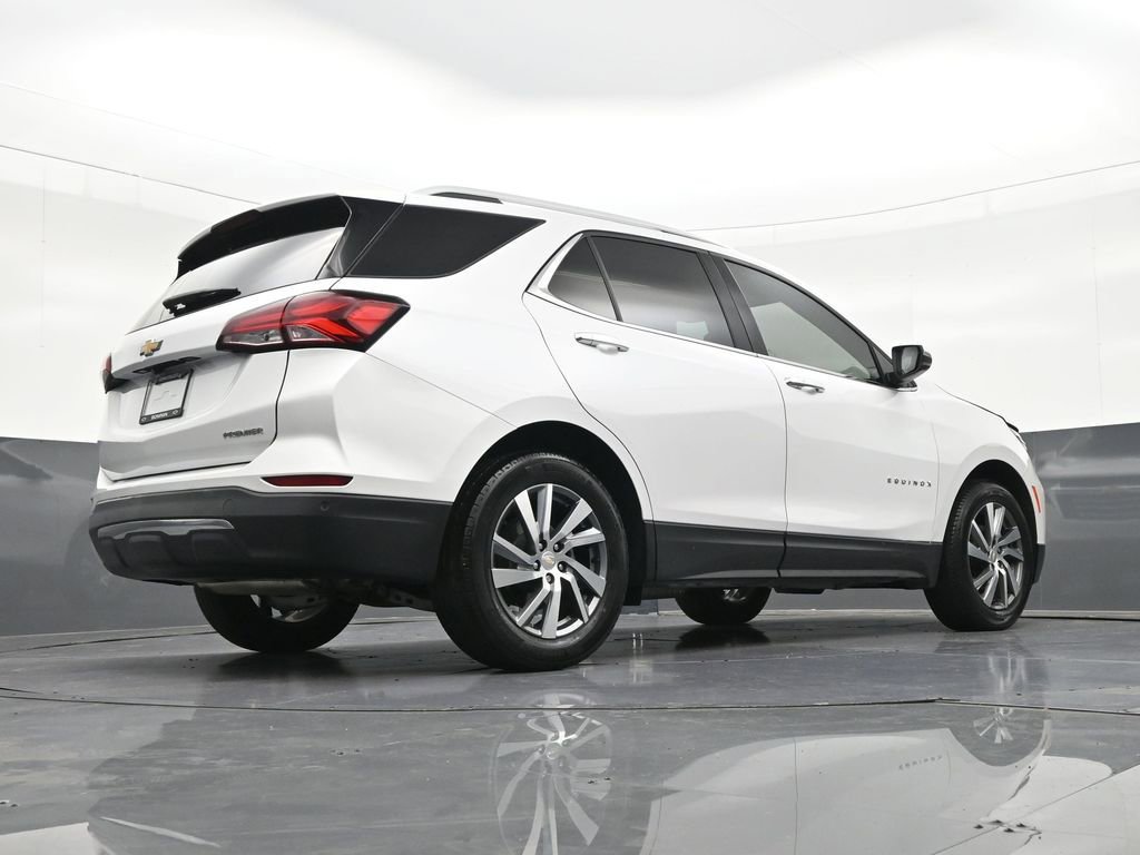 Used 2024 Chevrolet Equinox Premier FWD image 32