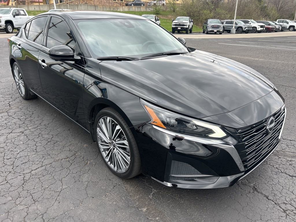 Used 2024 Nissan Altima 2.5 SL FWD image 5