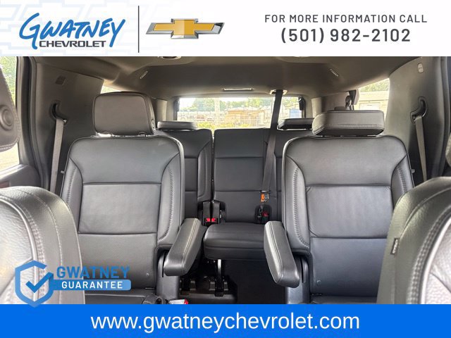 Used 2025 GMC Yukon Denali AWD/4WD image 23