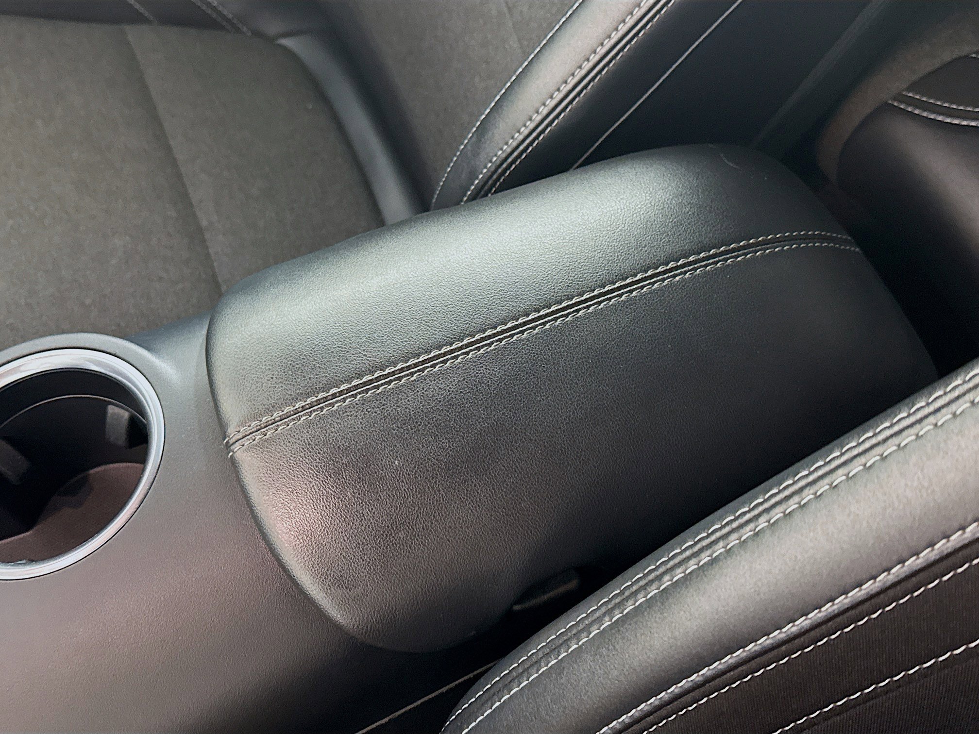 Used 2024 Ford Mustang Convertible image 18