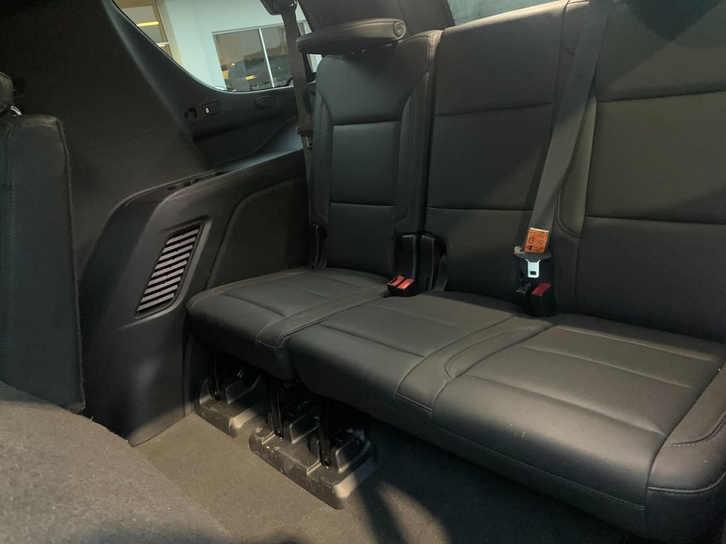 Used 2023 Chevrolet Tahoe Z71 w/ Luxury Package image 18