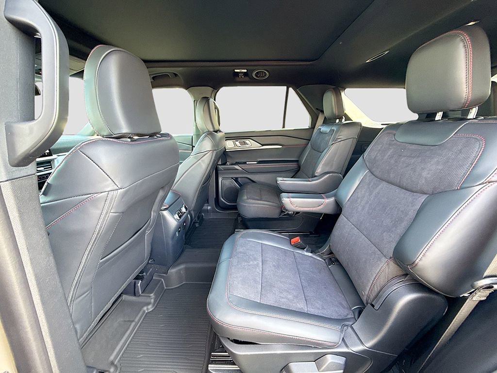 New 2026 Ford Explorer ST w/ Sun And Sound Package image 28