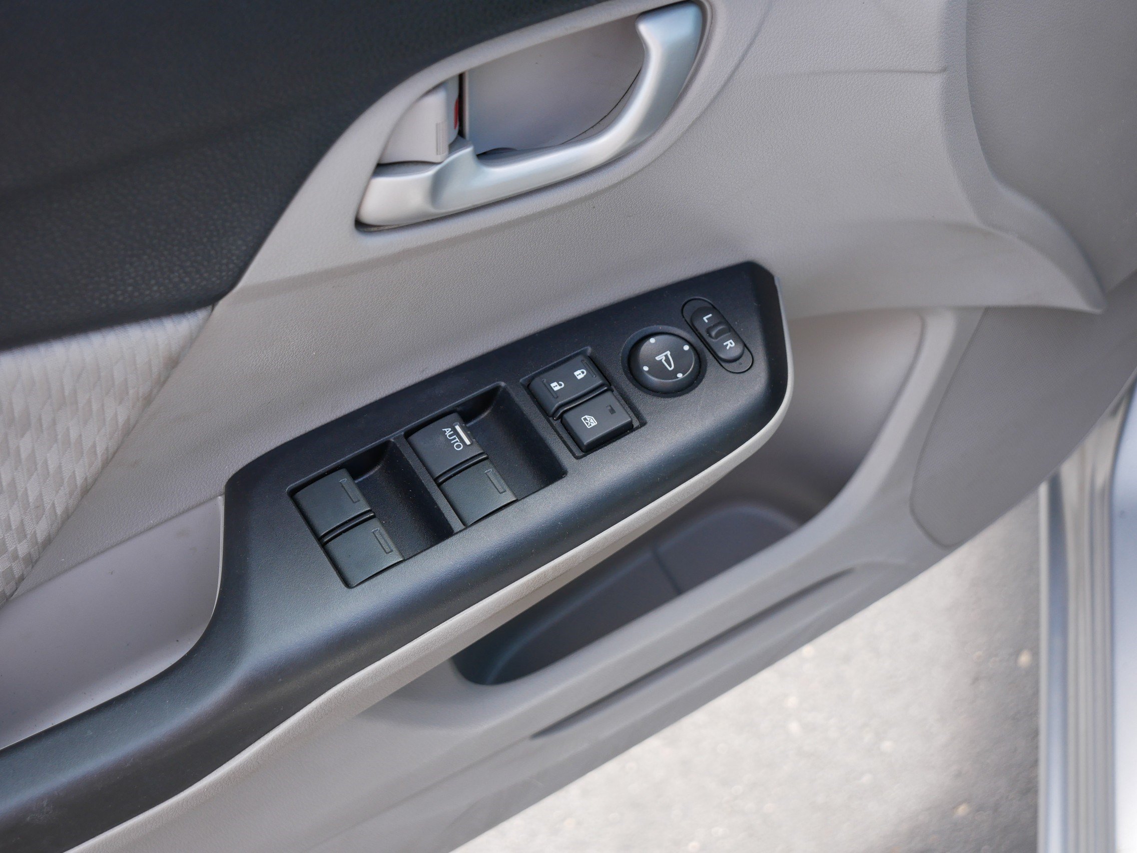 Used 2014 Honda Civic LX image 19