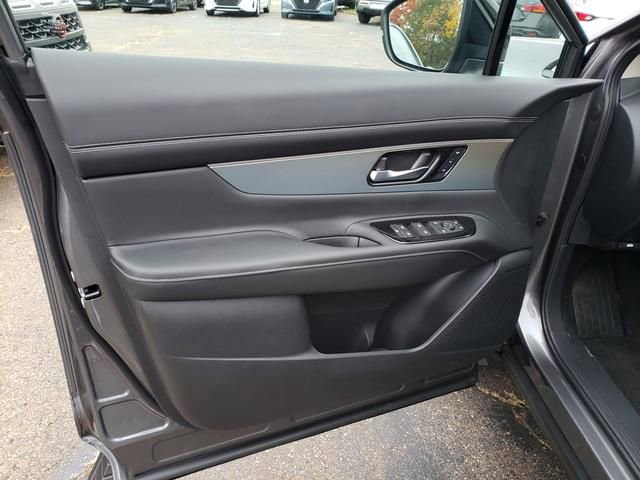 New 2026 Nissan Murano SL image 13