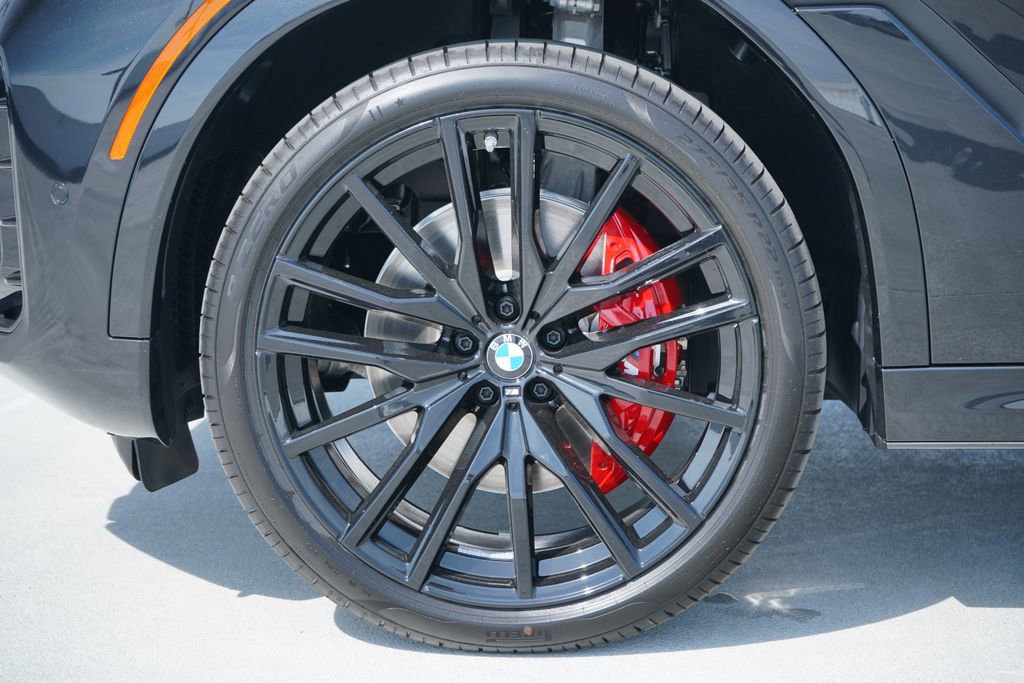 New 2026 BMW X6 xDrive40i w/ Premium Package image 5