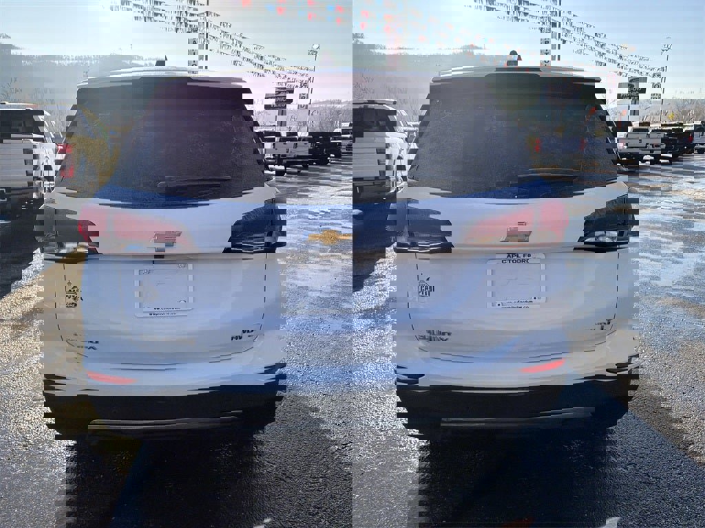 Used 2022 Chevrolet Equinox LT image 4