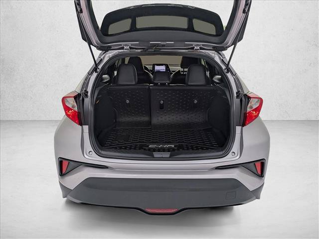 Used 2019 Toyota C-HR Limited FWD image 6