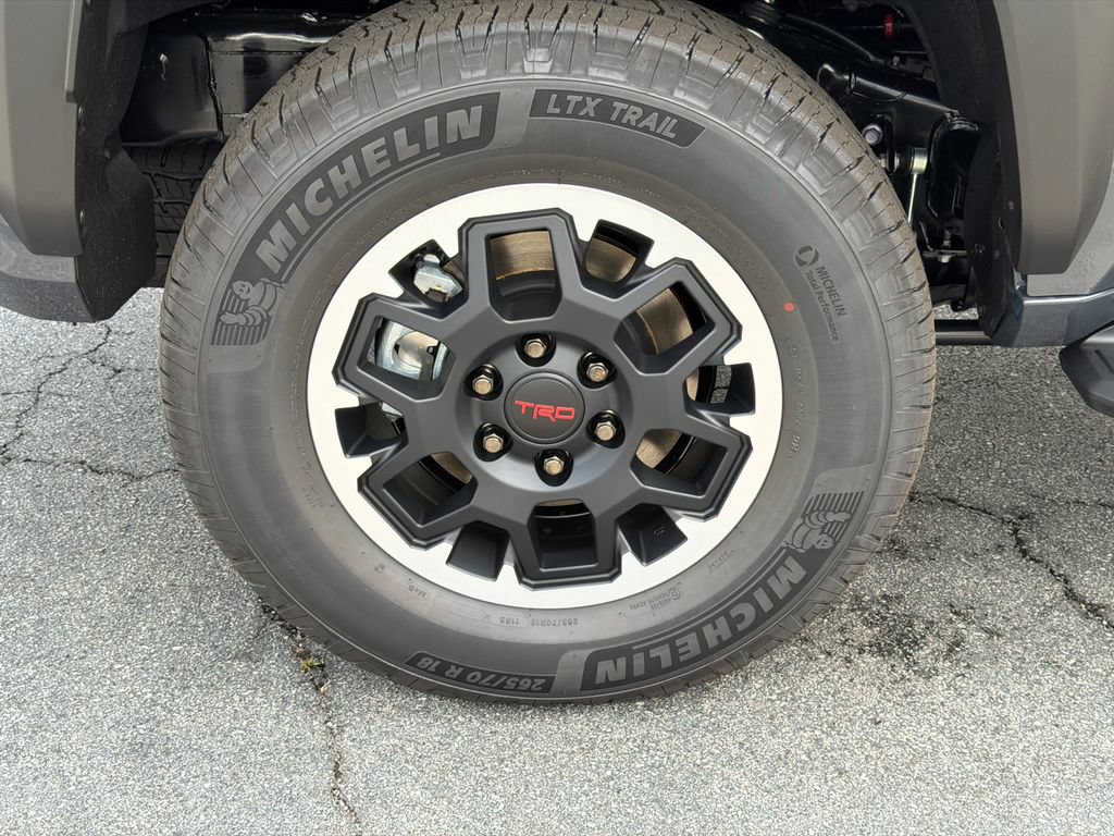 New 2026 Toyota 4Runner TRD Off-Road Premium AWD/4WD image 23