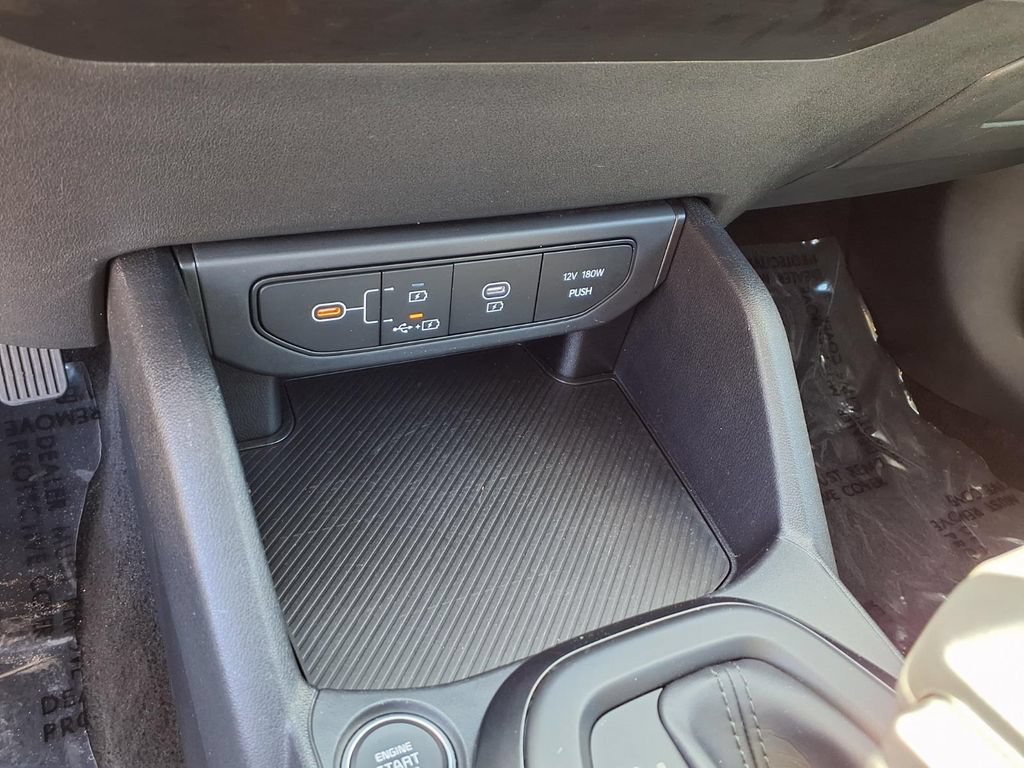 Used 2025 Kia K4 FWD image 15