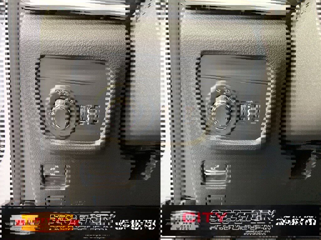 New 2026 Jeep Grand Cherokee Laredo X image 14