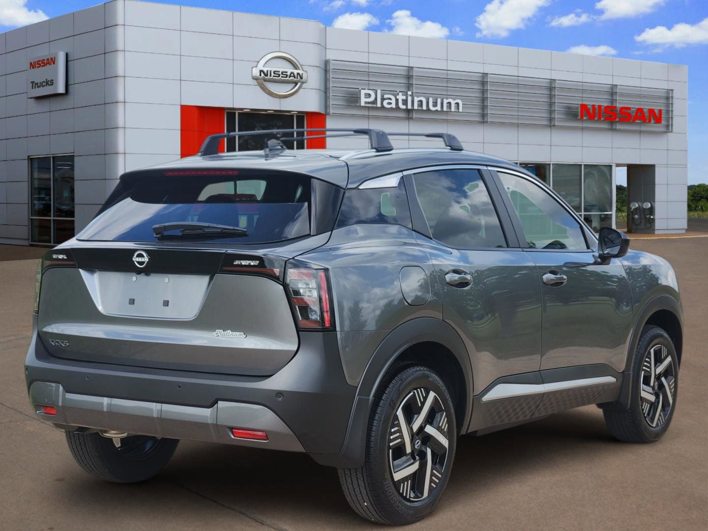 Used 2026 Nissan Kicks SV w/ Charging Package image 4