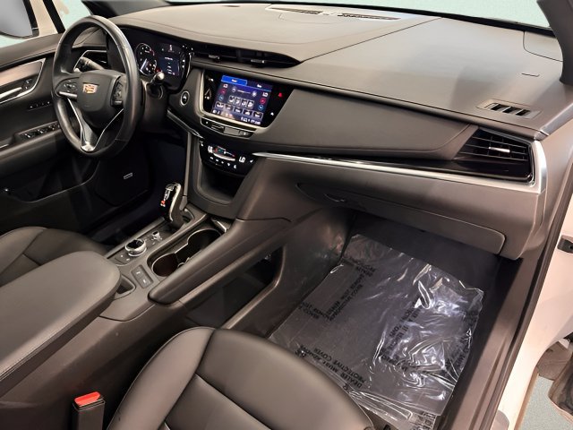 Certified 2024 Cadillac XT6 Luxury w/ LPO, Floor Liner Package AWD/4WD image 5