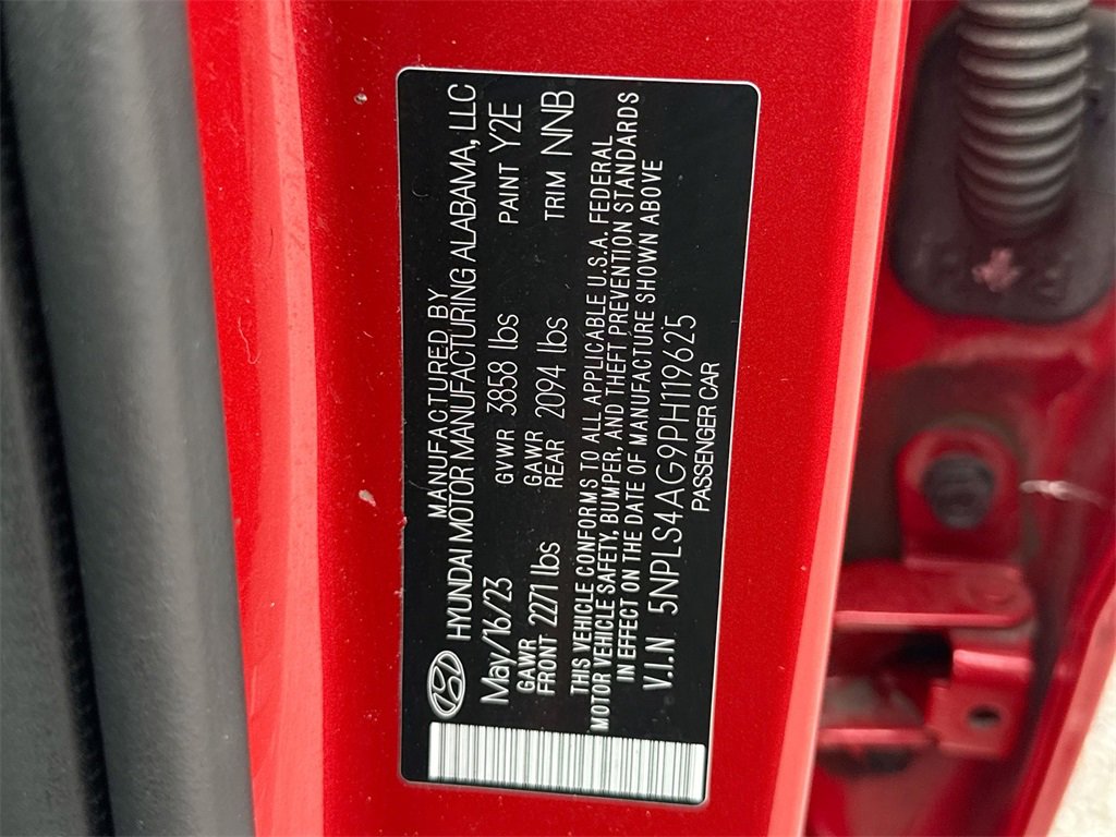 Used 2023 Hyundai Elantra SEL w/ Convenience Package image 26