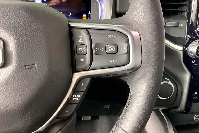 Used 2025 RAM 1500 Big Horn AWD/4WD image 12