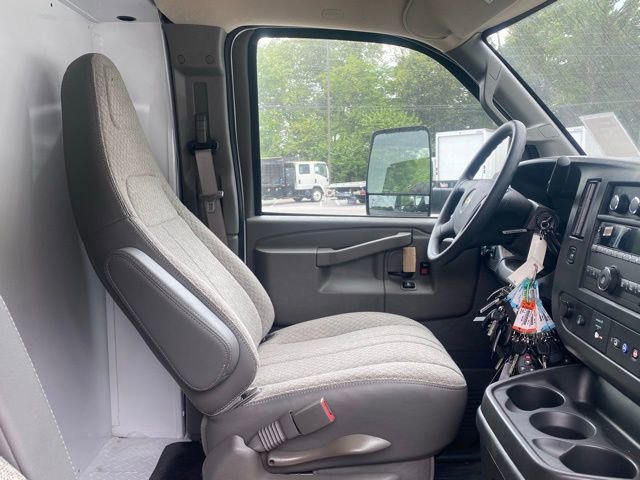 New 2025 Chevrolet Express 3500 w/ Power Convenience Package RWD image 32
