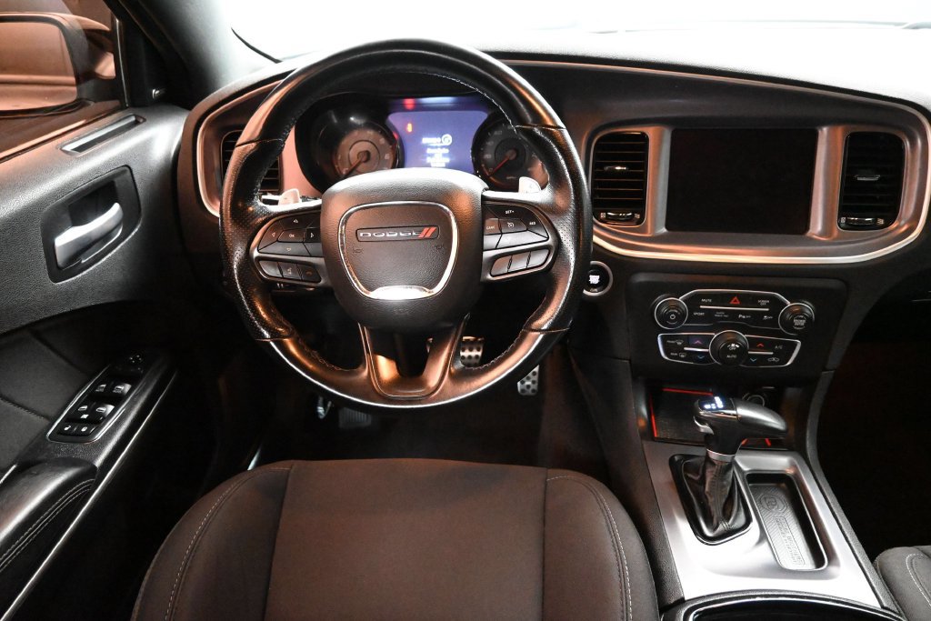 Used 2022 Dodge Charger R/T w/ Blacktop Package RWD image 3