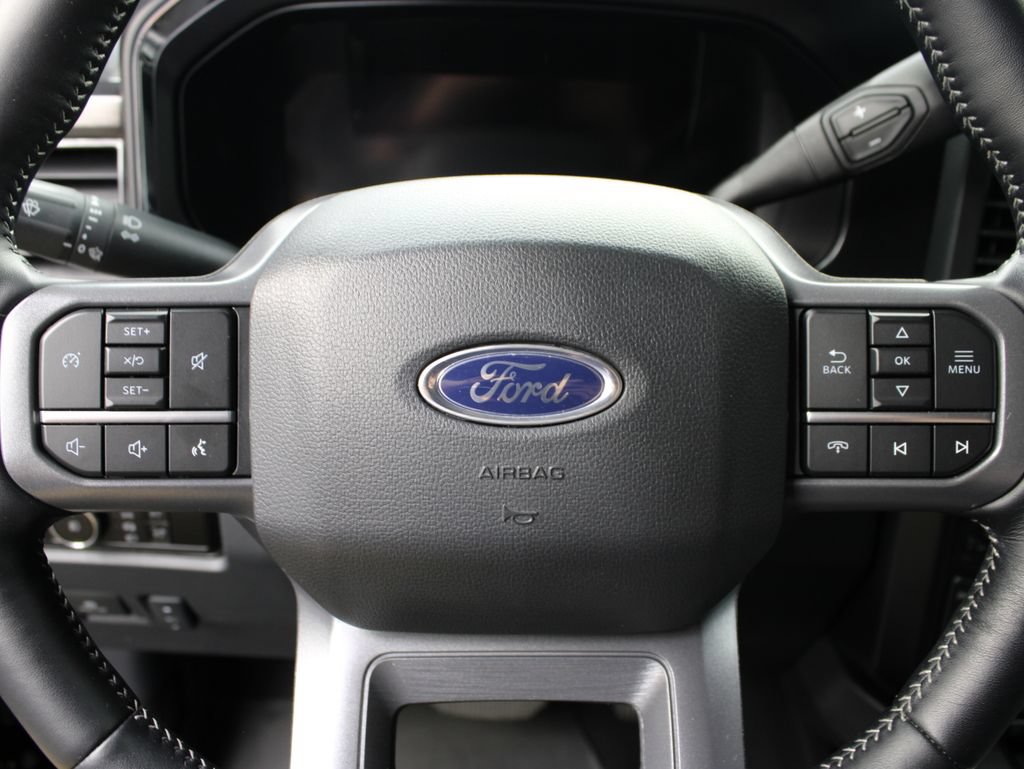 Used 2024 Ford F350 Lariat w/ FX4 Off-Road Package AWD/4WD image 67