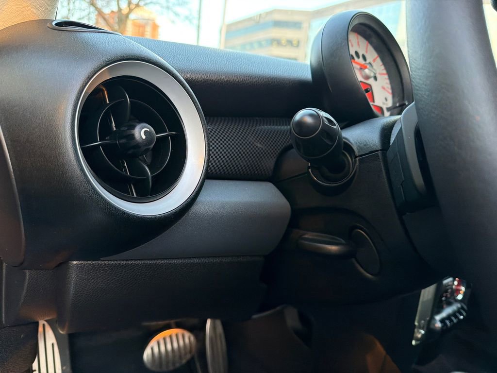 Used 2012 MINI Cooper S image 29