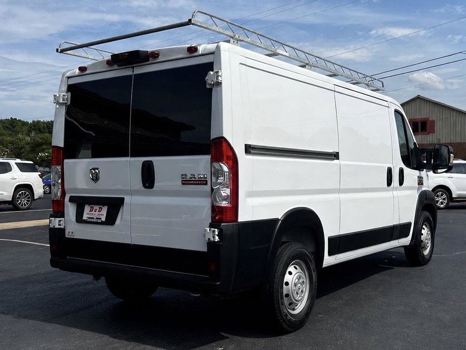 Used 2021 RAM ProMaster 2500 w/ Convenience Group FWD image 2
