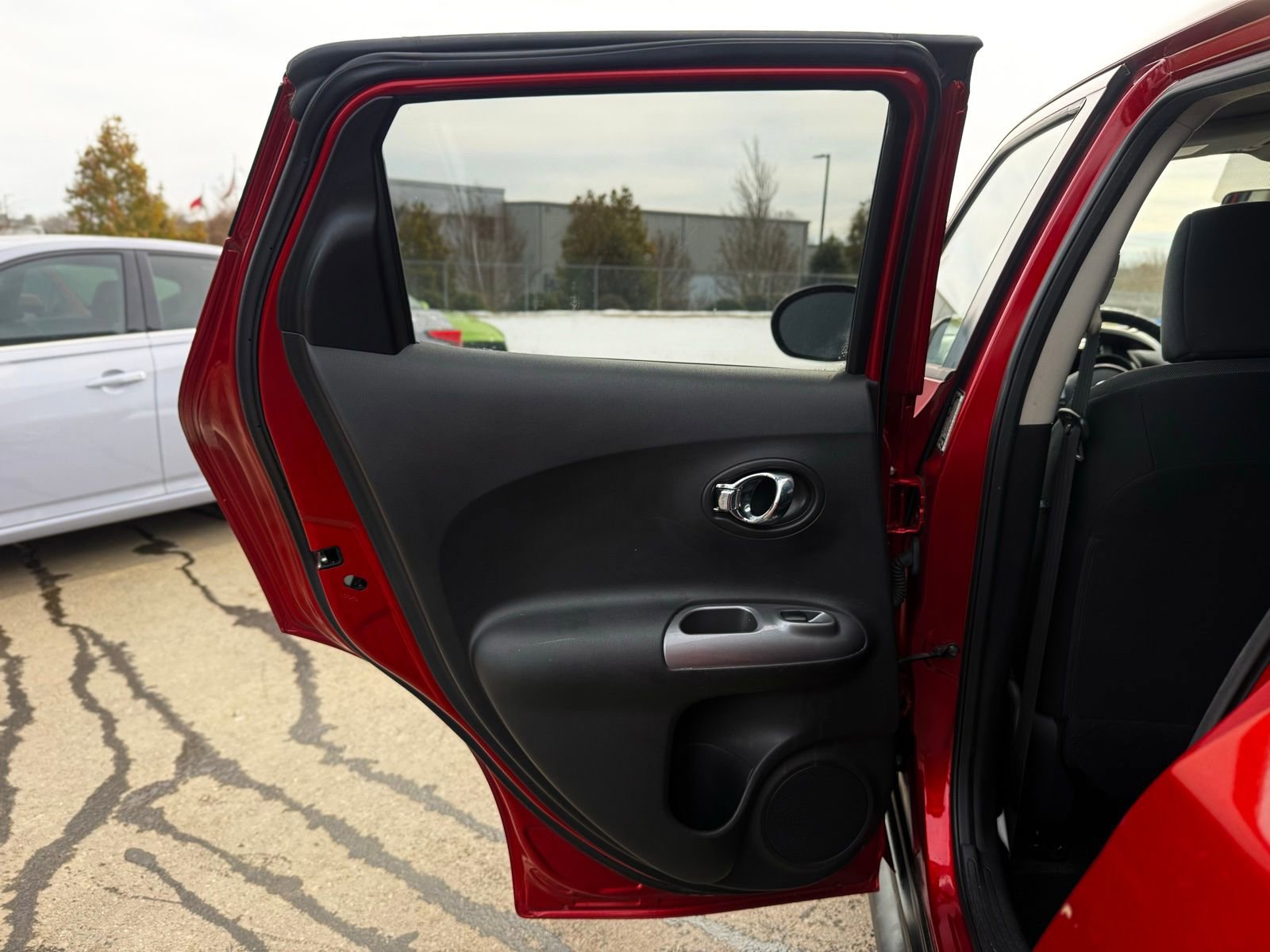 Used 2014 Nissan Juke SV w/ Navigation Package AWD/4WD image 15