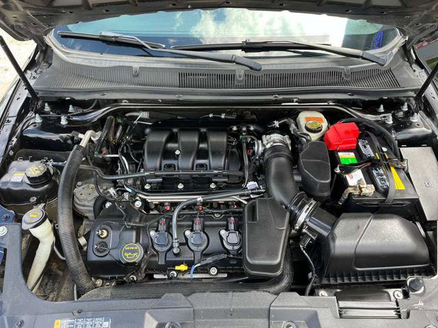 Used 2015 Ford Taurus SEL w/ Equipment Group 201A FWD image 27