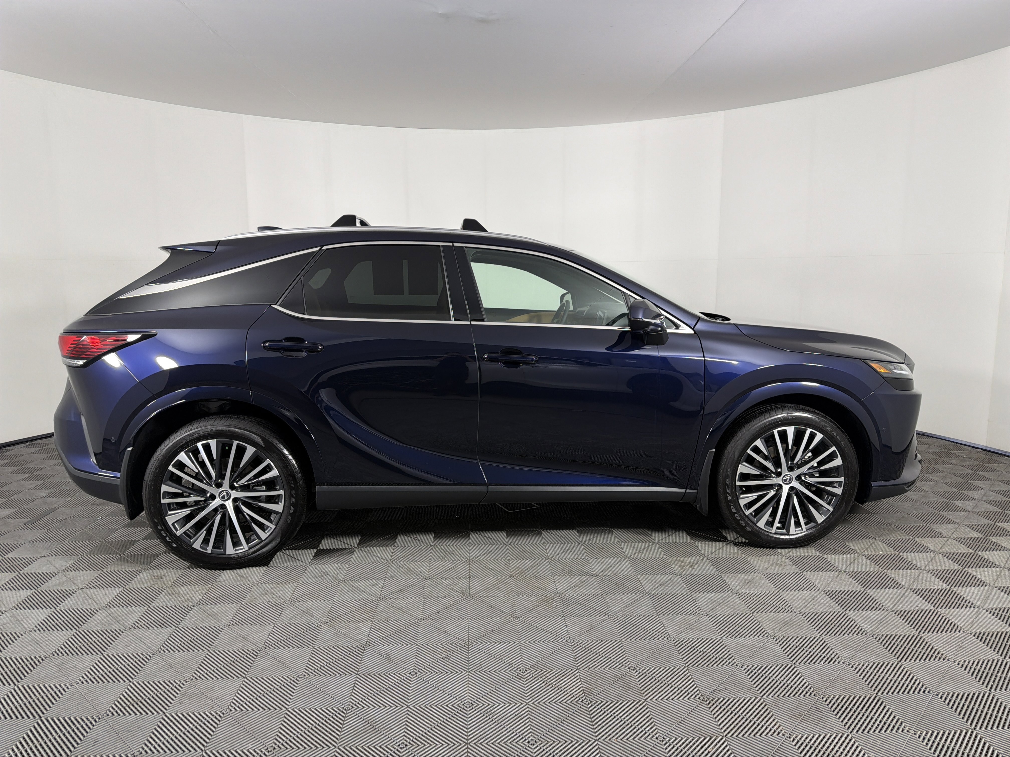 Used 2025 Lexus RX 350 w/ Convenience Package AWD/4WD image 26