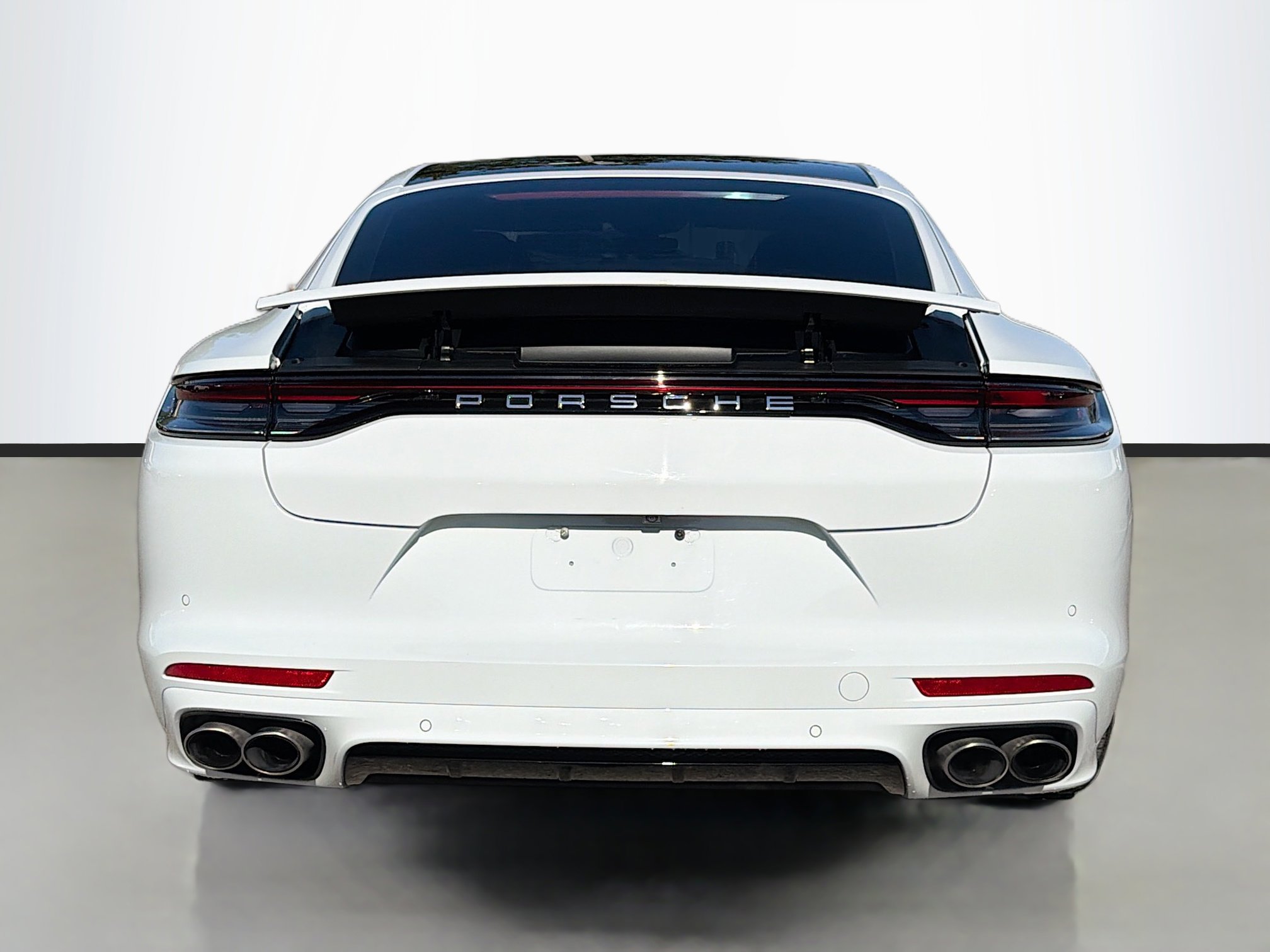 Used 2023 Porsche Panamera 4S w/ Premium Package image 4