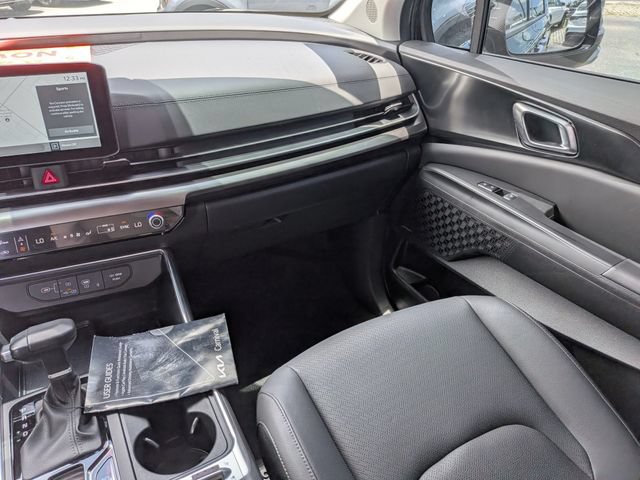 Certified 2026 Kia Carnival SX Prestige FWD image 16