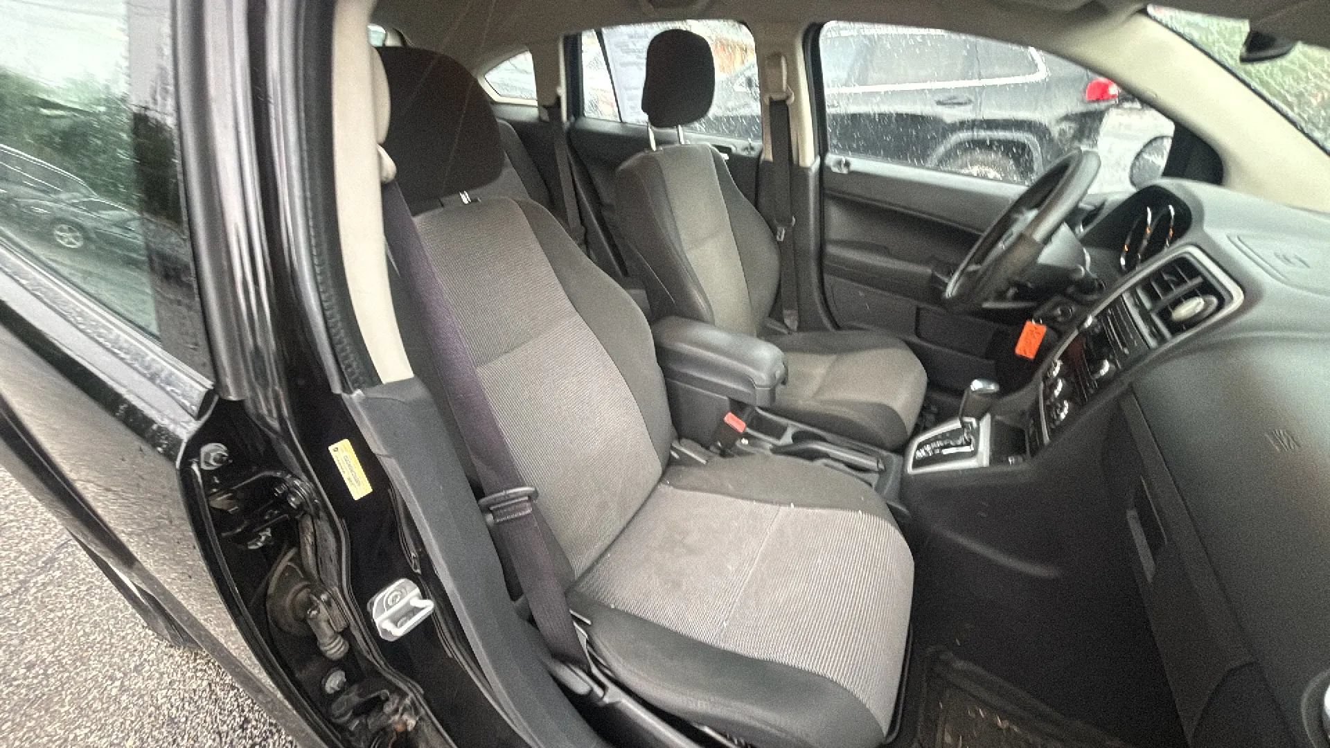 Used 2012 Dodge Caliber SXT FWD image 15