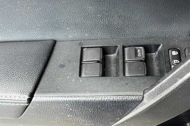 Used 2014 Toyota Corolla S image 11