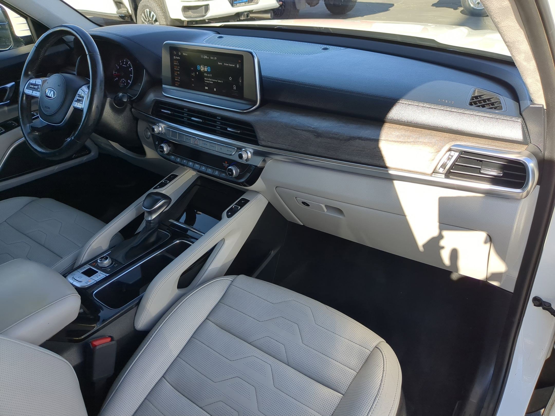 Used 2020 Kia Telluride SX w/ SX Prestige Package image 21