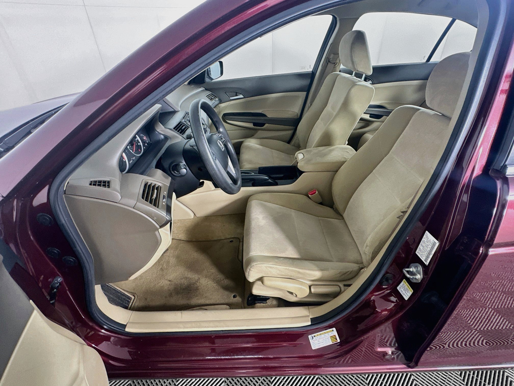 Used 2010 Honda Accord LX image 13