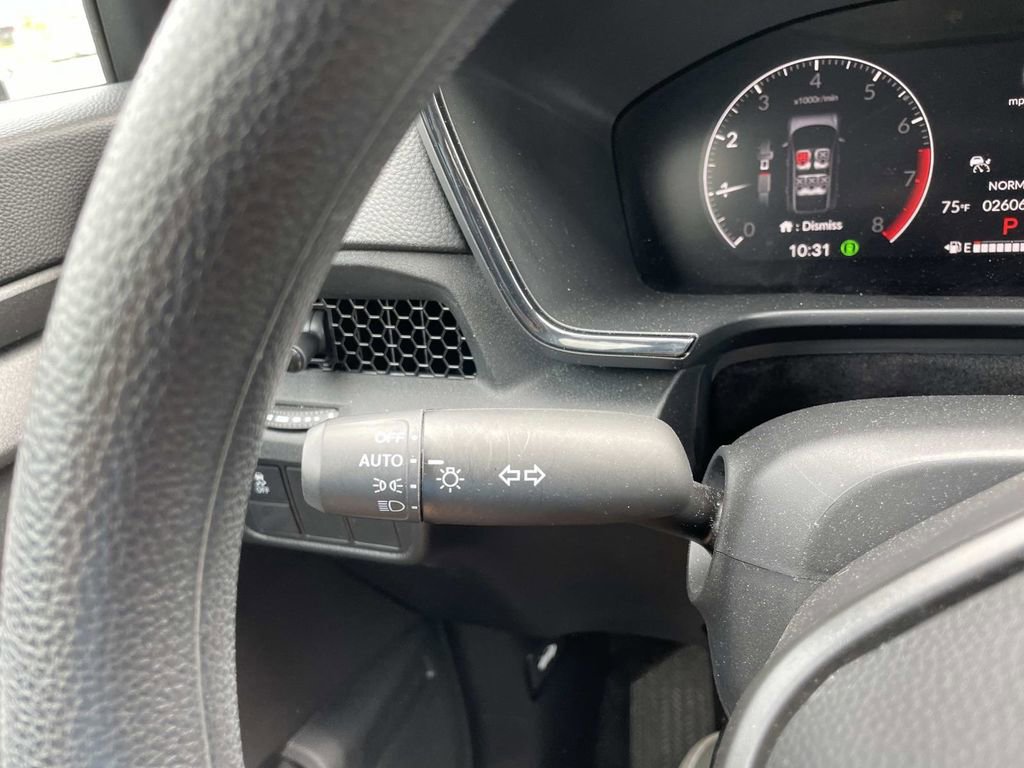 Used 2025 Honda CR-V LX image 20