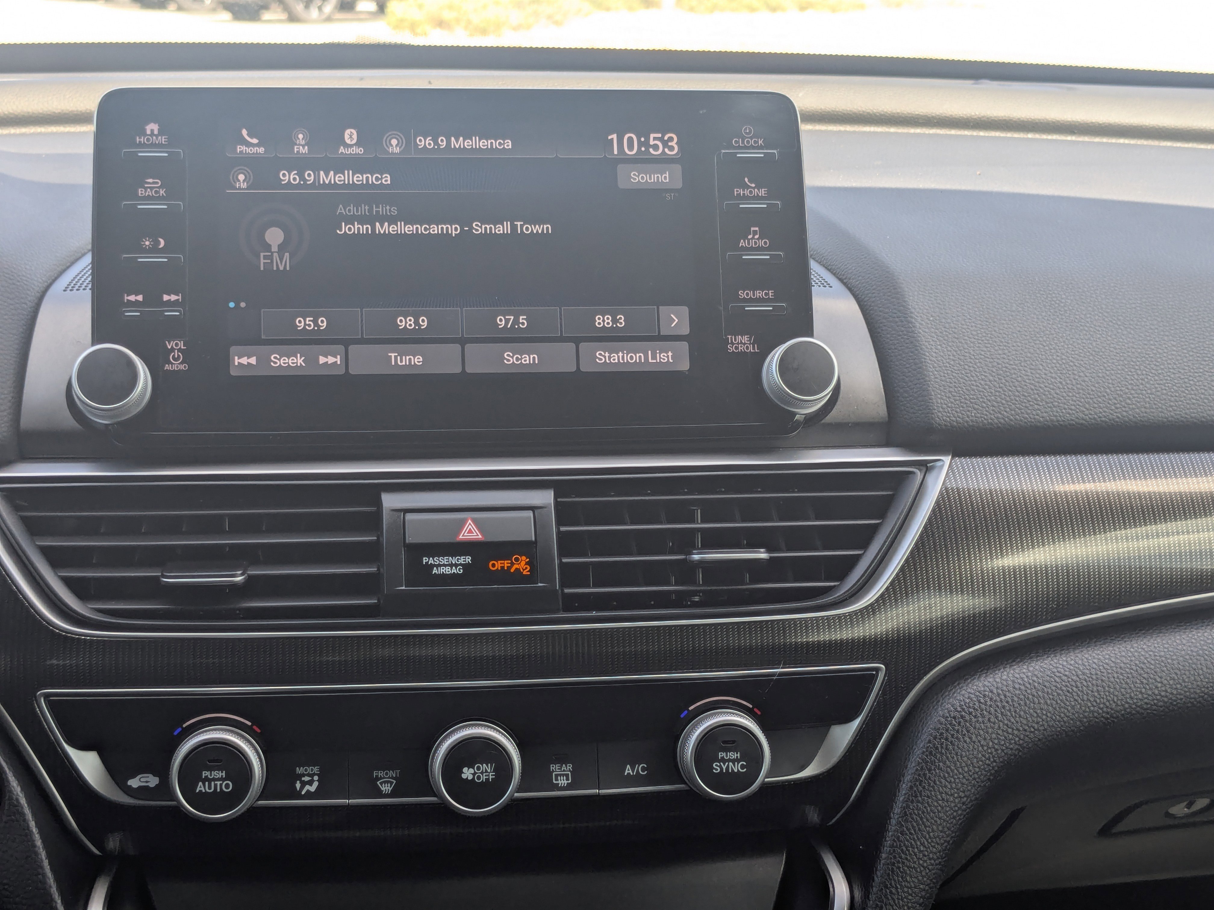 Used 2021 Honda Accord Sport image 18