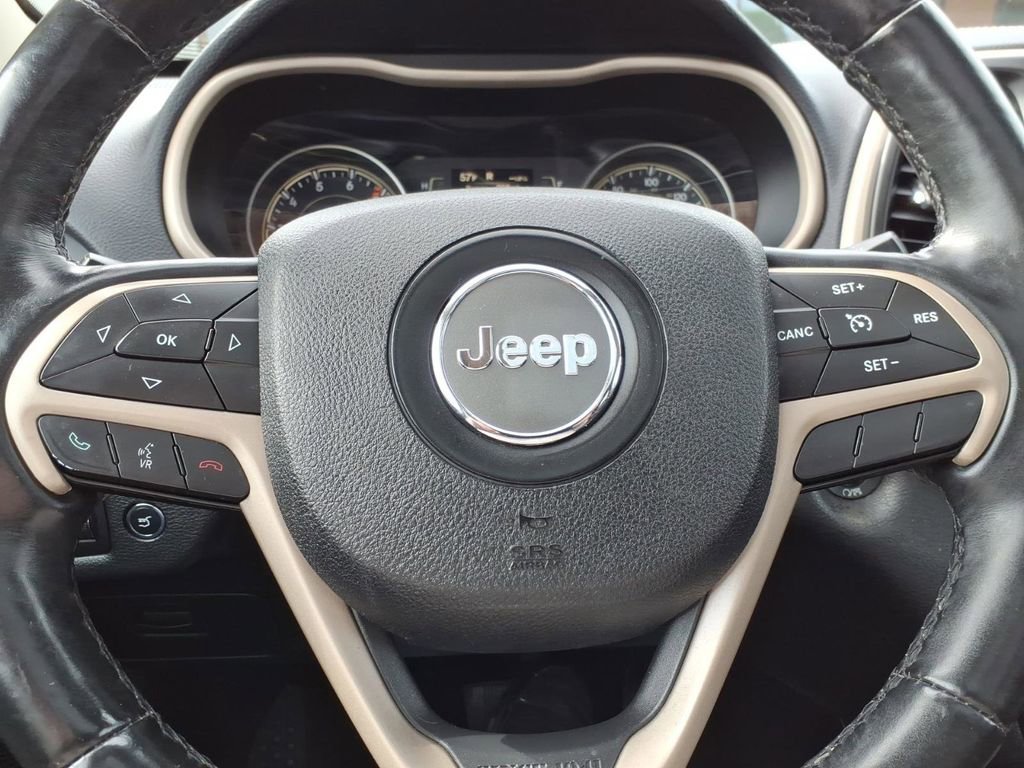 Used 2017 Jeep Cherokee 75th Anniversary AWD/4WD image 21