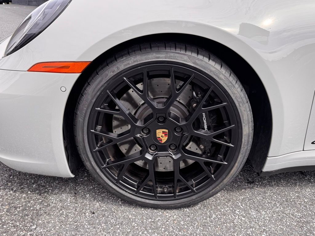 Certified 2022 Porsche 911 Targa 4 GTS AWD/4WD image 14