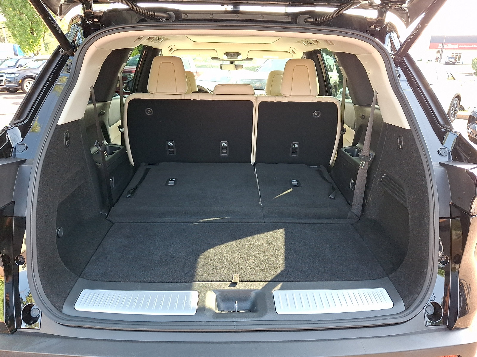 Certified 2023 INFINITI QX60 Luxe AWD/4WD image 31