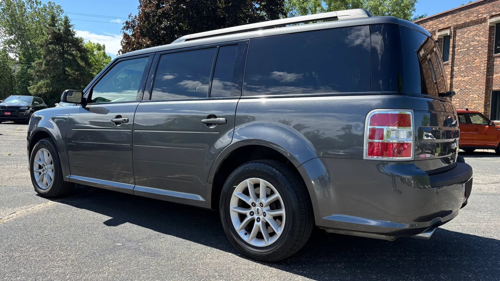 Used 2018 Ford Flex SE FWD image 6