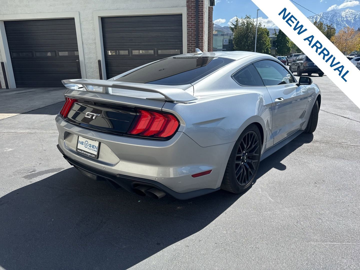 Used 2021 Ford Mustang GT Premium w/ GT Performance Package RWD image 7