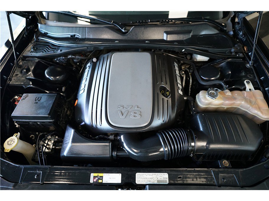 Used 2013 Dodge Challenger R/T w/ R/T Redline Group RWD image 10