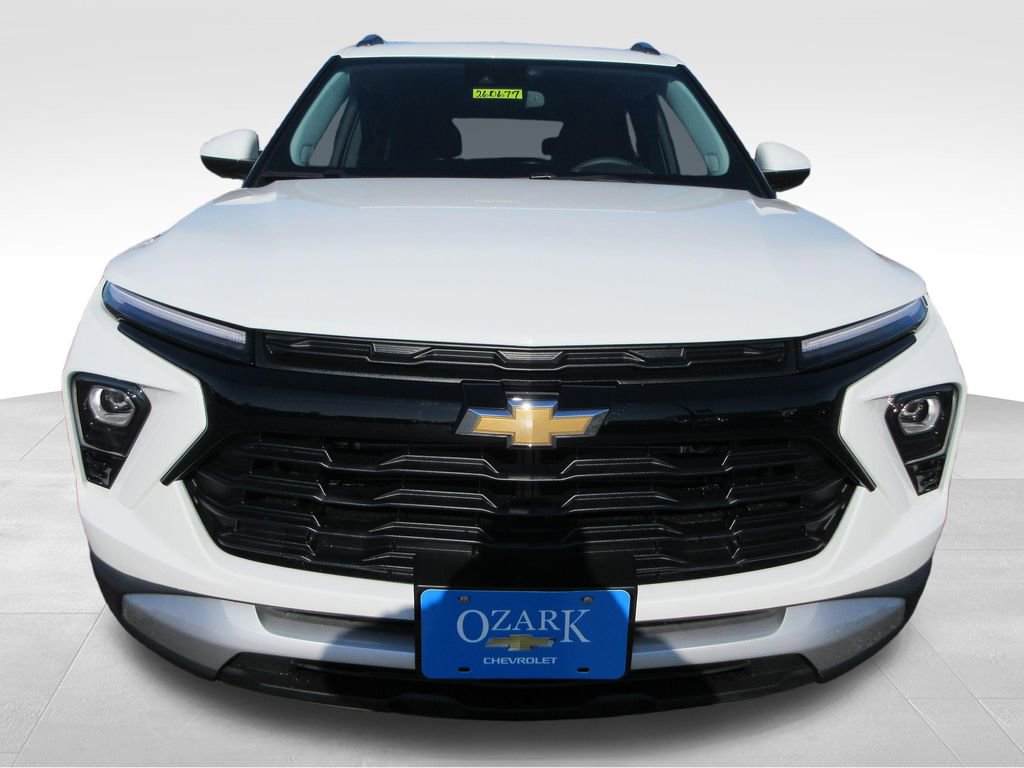 New 2026 Chevrolet TrailBlazer LT w/ LPO, Blackout Package FWD image 8