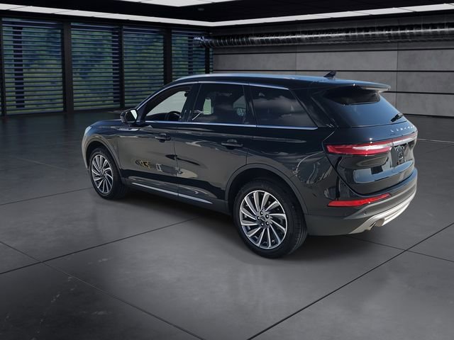 Used 2023 Lincoln Corsair Reserve w/ Equipment Group 201A image 6